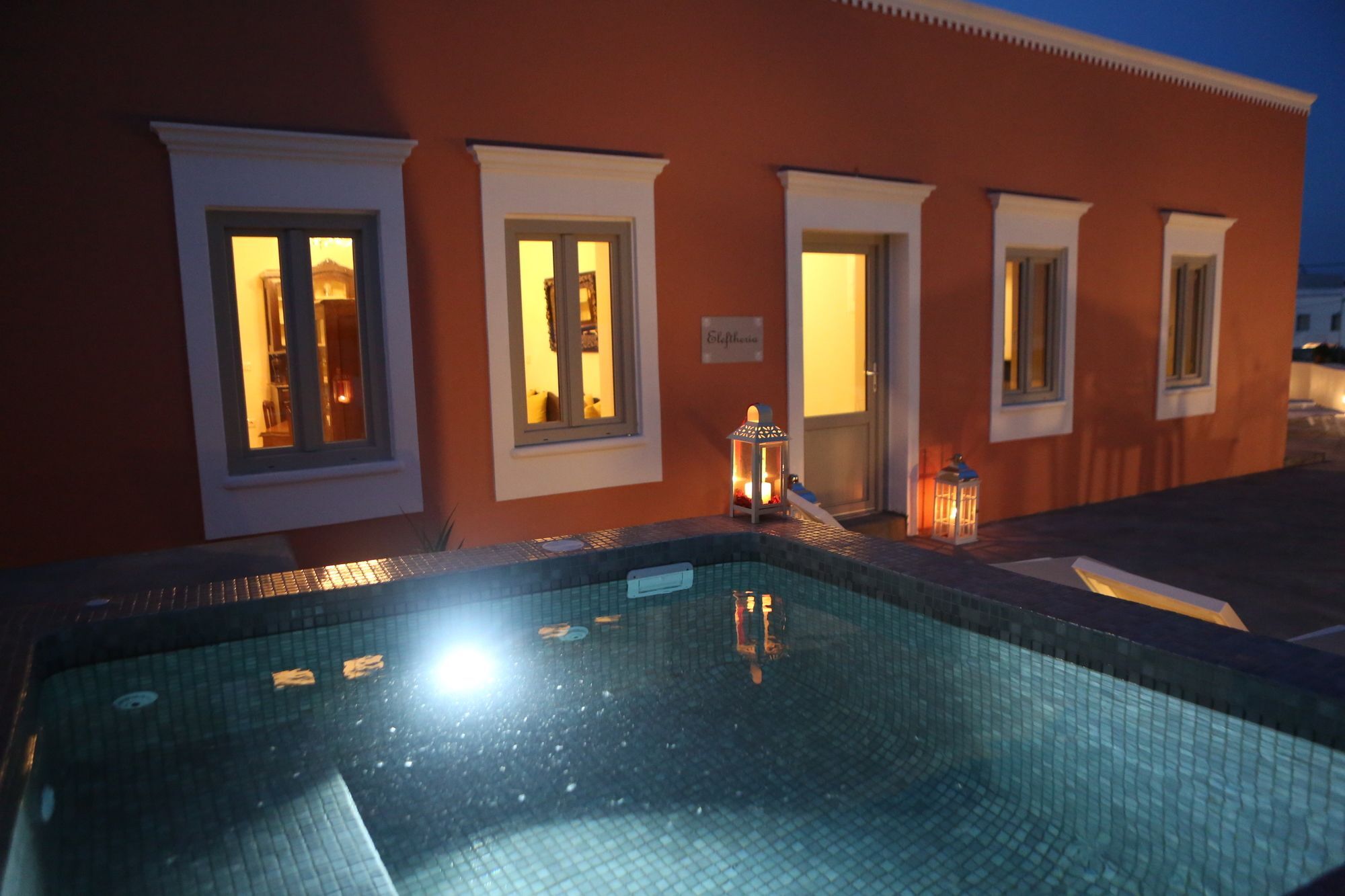 Nomikos Mansion Apartment Karterados  Luaran gambar